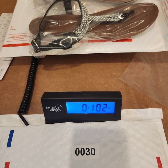 MAURICES Black Thong Crystal Silver Detail Ankle Strap Sandals Womens 8.5 or 9 - Picture 12 of 12